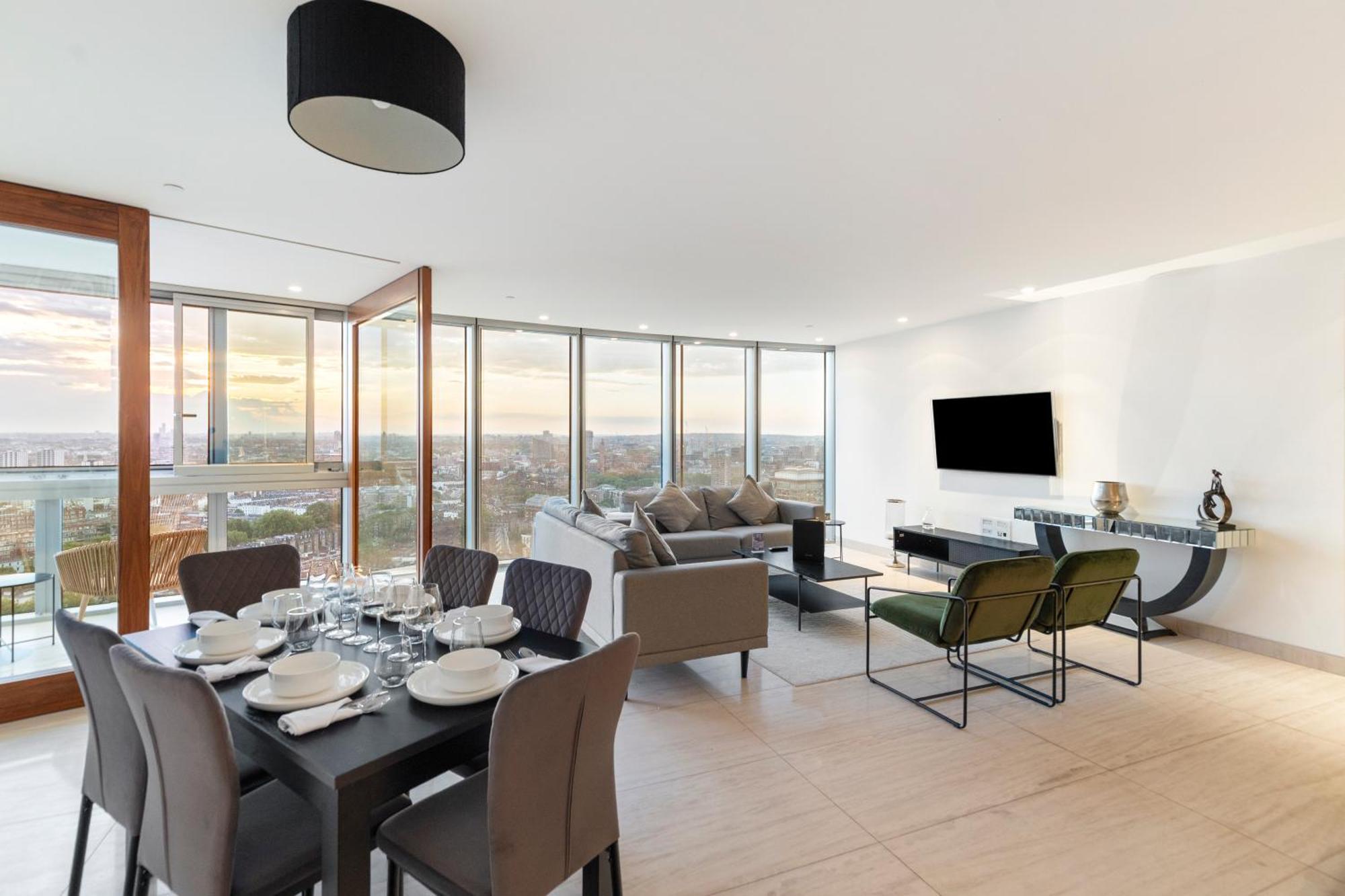 Skyline Views Luxury 3 Bedroom Free Parking Appartement *