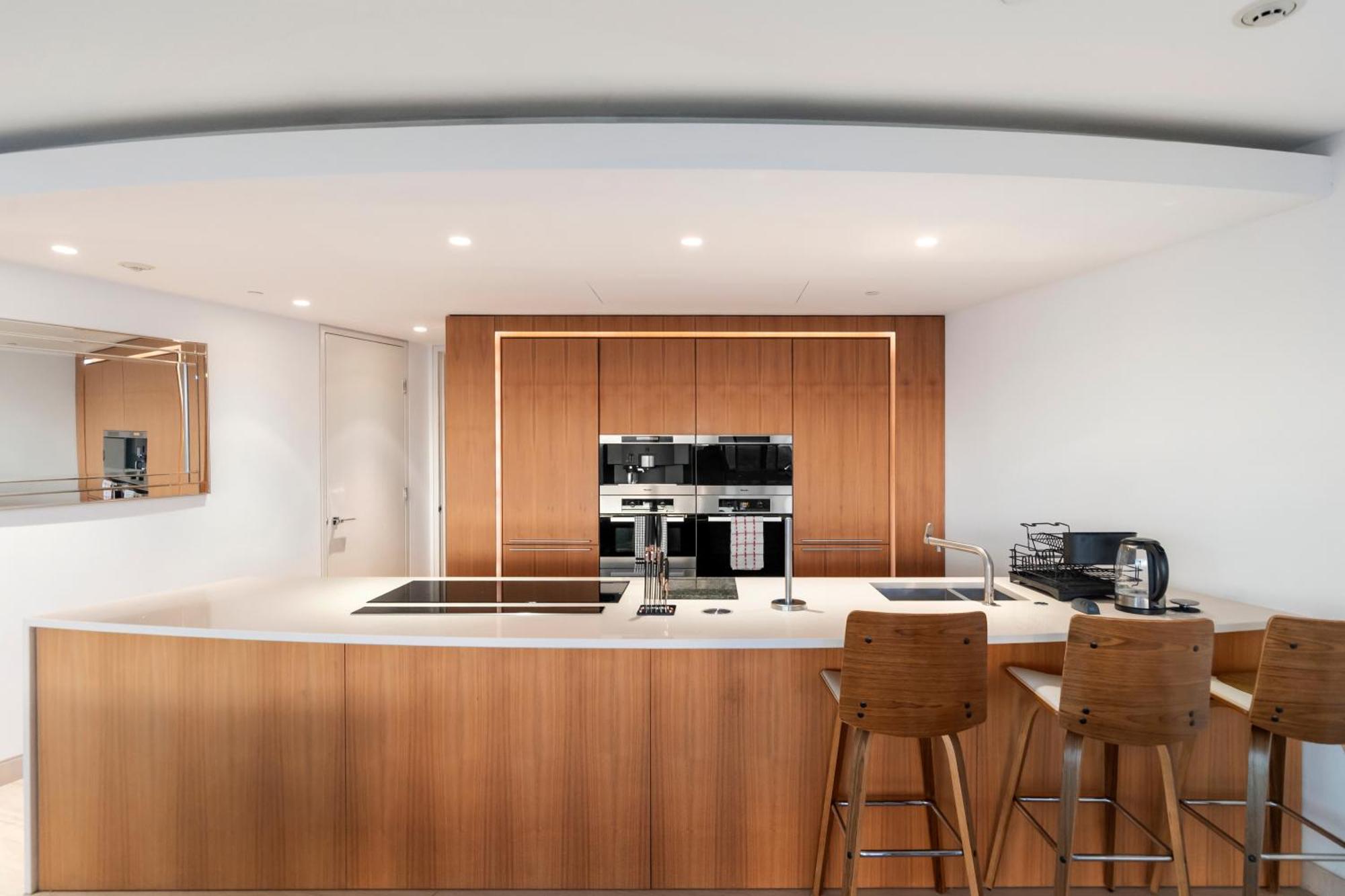 Skyline Views Luxury 3 Bedroom Free Parking * Londres