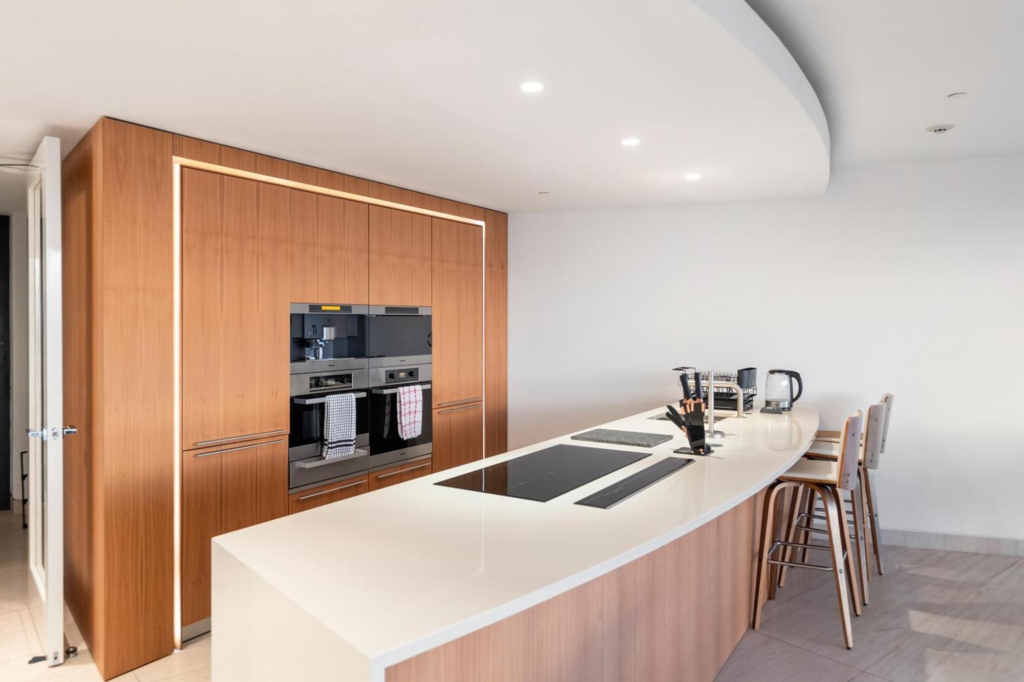 Apartamento Skyline Views Luxury 3 Bedroom Free Parking