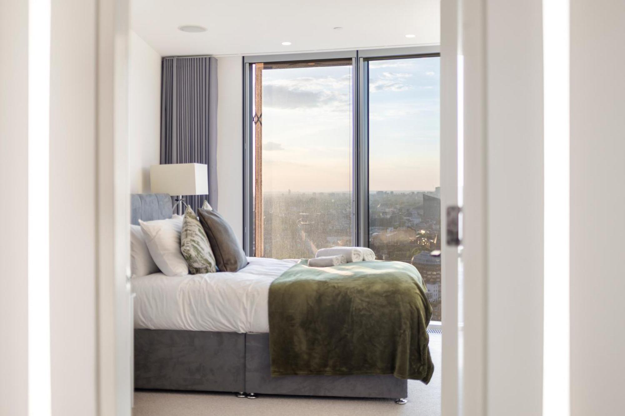 Apartamento Skyline Views Luxury 3 Bedroom Free Parking Londres